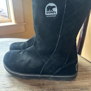 Sorel Glacy black suede waterproof boots size 8.5 better than Ugg